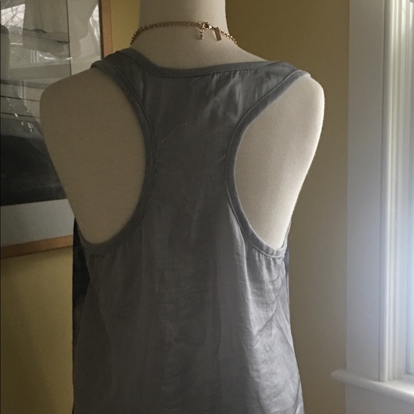 Gray and white tank - Picture 3 of 4